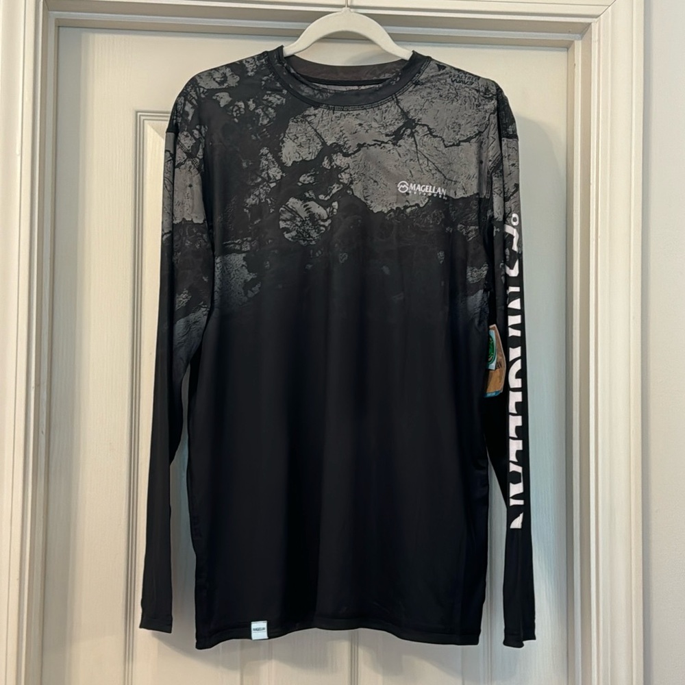 NWT Magellan fishing long sleeve